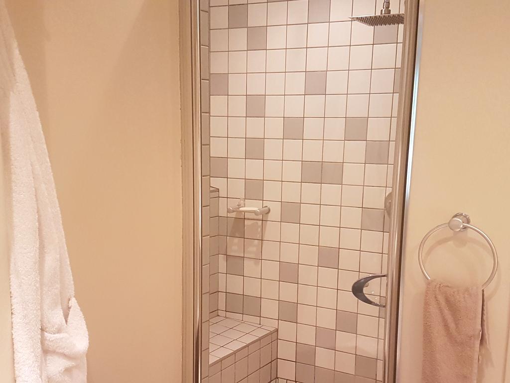 Weom Apartments Сандтон Екстер'єр фото